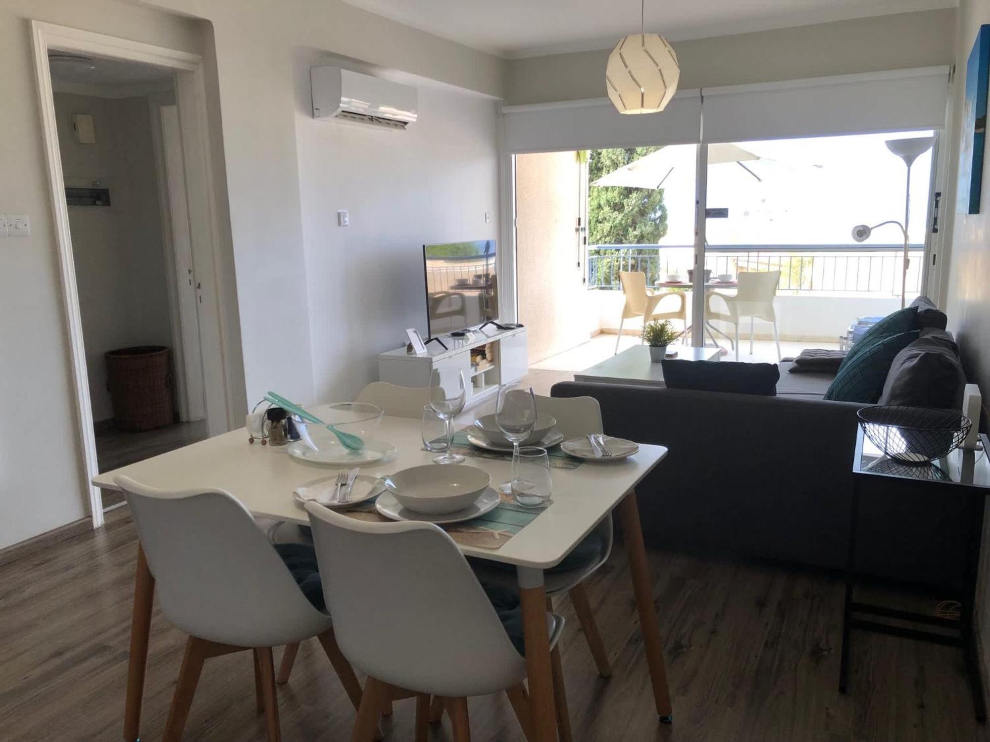 Kings Palace - Modern And Stylish 1 Bedroom Apartment Paphos Exteriör bild