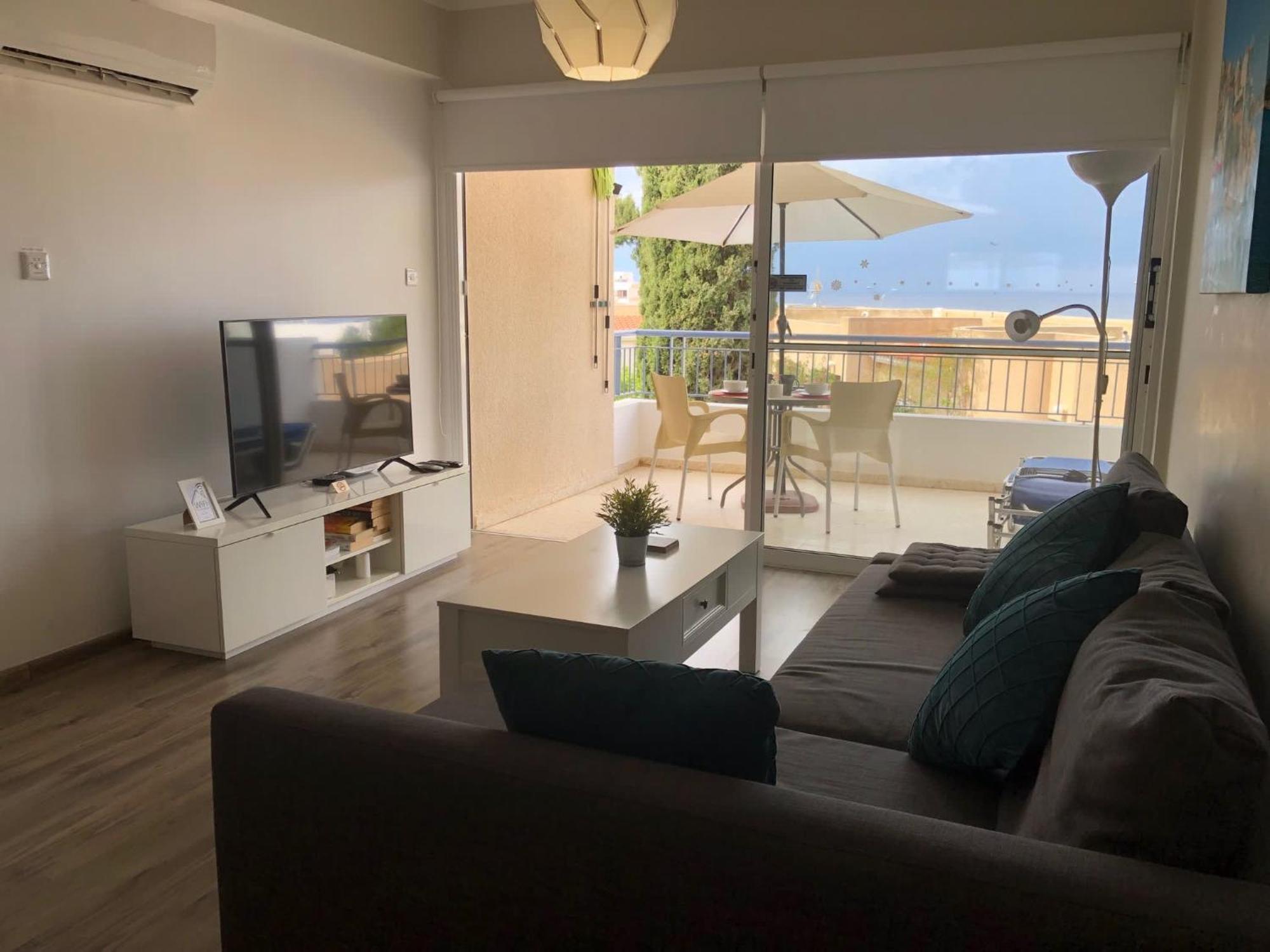 Kings Palace - Modern And Stylish 1 Bedroom Apartment Paphos Exteriör bild